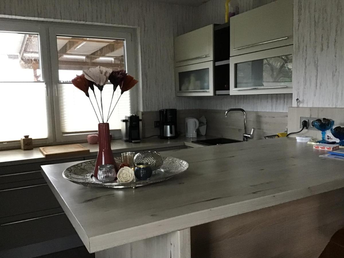 Appartamento Zum Schnatz Willingshausen Esterno foto